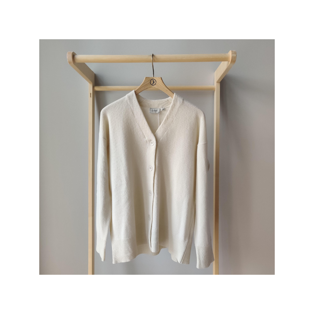 YSTIKSET: Lambskär Lambswool Cardigan